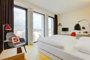 Smart City Design Hotel