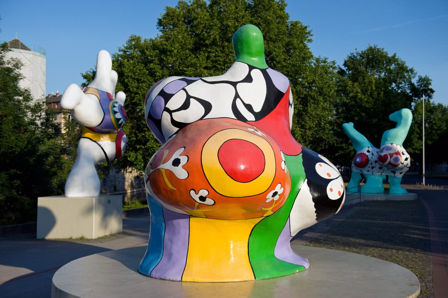 12 R ume 110 Werke Ausstellung NIKI KUSAMA MURAKAMI