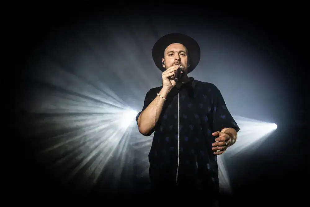 Max-Mutzke_c-Klaus-Polkowski-scaled-1000x0-c-default